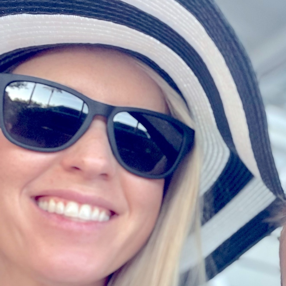 Meet your Posher, Megan